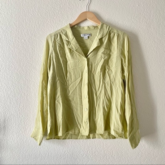 Pendleton women’s silk blouse 100% silk button up shirt chartreuse - Picture 1 of 3